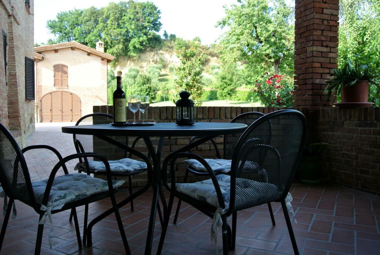 Lovely Tuscan Country House Сиена Екстериор снимка