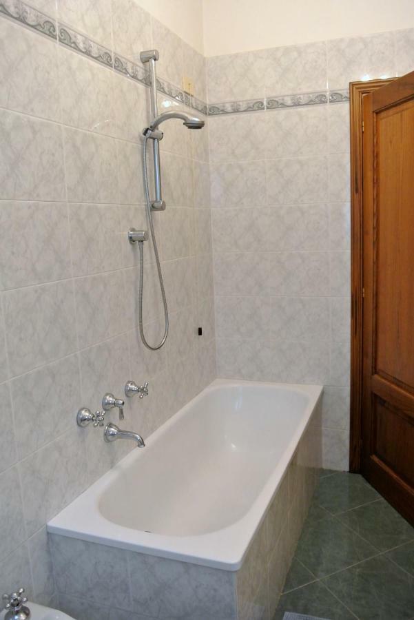 Lovely Tuscan Country House Сиена Екстериор снимка